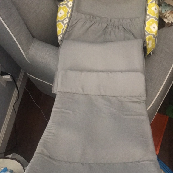 Diaper bag - Picture 3 of 3